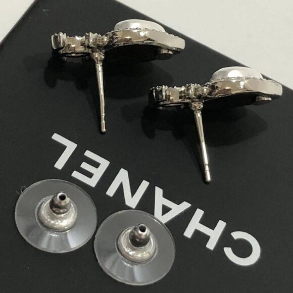 CHANEL CC Logos Rhinestone Pearl Heart Stud Earrings Silver Tone B23B Auth w/Box - Picture 7 of 10